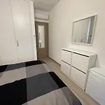 Unforgettable Experience In A Modern Apartment! Larnaca