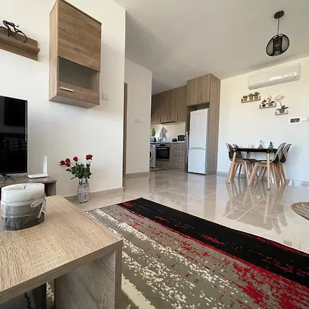 Unforgettable Experience In A Modern Apartment! Lárnaka